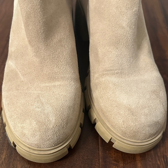 Steve Madden Tan Suede Ankle Boots - Picture 7 of 11
